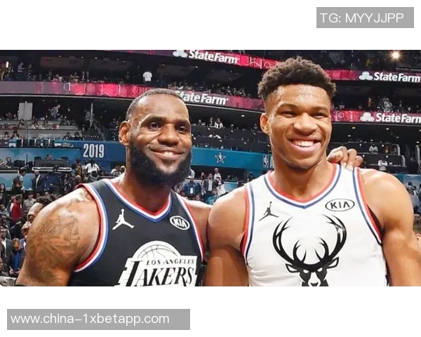 全明星球迷投票次轮揭晓东契奇领衔票王字母哥东部第一詹姆斯西部第八